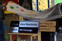 2023-11-07 Rassismus-Schild 12